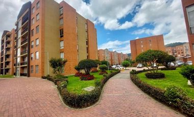 Bello Apartamento con excelente iluminación y vista