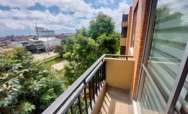 Bello Apartamento con excelente iluminación y vista