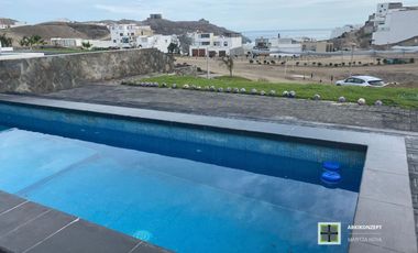 Casa de playa en venta – Playa Honda, Cerro Azul 5 dormitorios | Piscina privada | 300 m² construidos