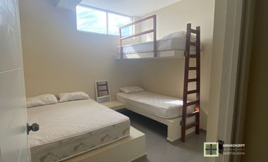 Casa de playa en venta – Playa Honda, Cerro Azul 5 dormitorios | Piscina privada | 300 m² construidos