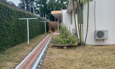 Casa en venta en Urdesa central con uso Residencial y Comercial – 800 m²