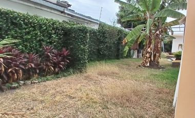 Casa en venta en Urdesa central con uso Residencial y Comercial – 800 m²