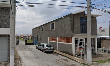 CASA DE RECUPERACIÓN BANCARIA EN CALLE LAGUNA DE CAJITITLAN, FRACC. VILLAS DE LA LAGUNA, ZUMPANGO, EDO MEX. ¡NO SE ACEPTAN CRÉDITOS!