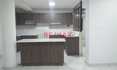 Moderno Y Amplio Departamento De Estreno En San Juan De Lurigancho