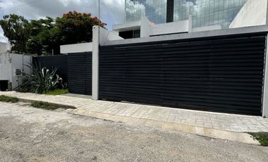 Casa en el norte de Mérida, Fracc Montebello