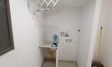 SE ARRIENDA APTO CONJUNTO LOS GIRASOLES