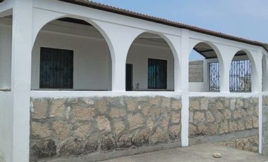 VENDO CASA EN PUNTA BLANCA, ENTRADA 7