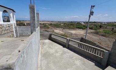 VENDO CASA EN PUNTA BLANCA, ENTRADA 7
