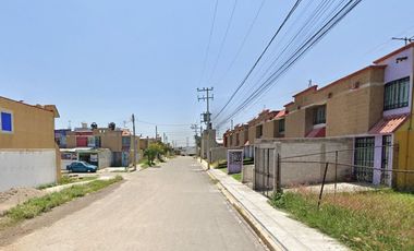 Venta de Casa en la mejor Zona de Col Santa Teresa C.P 54694  Estado de México