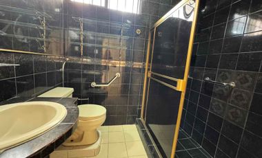 Alquilo Casa 3 dormitorios, Santa Cecilia zona cerrada