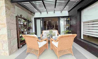 Amplia casa de venta , Sector San Joaquín