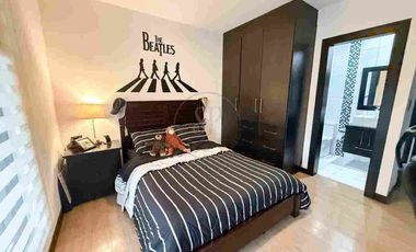 Amplia casa de venta , Sector San Joaquín