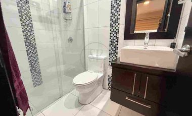 Amplia casa de venta , Sector San Joaquín