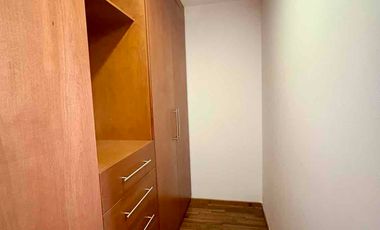 CASA EN RENTA EN LOMAS DE ANGELOPOLIS, PUEBLA UBICADA A 800MTS DE CHEDRAUI CASCATTA