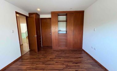 CASA EN RENTA EN LOMAS DE ANGELOPOLIS, PUEBLA UBICADA A 800MTS DE CHEDRAUI CASCATTA