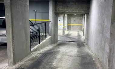 Venta cochera a estrenar SSuelo