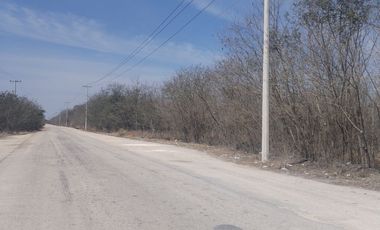 Terreno en venta en Mérida Yucatán frente a la Carretera Mérida - Cancún