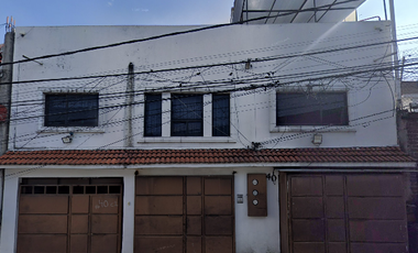 BONITA CASA EN TLALPAN. EN VENTA (REMATE BANCARIO)