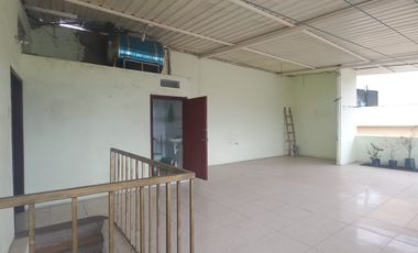 Venta casa rentera en ciudadela Santa Monica sur de Guayaquil