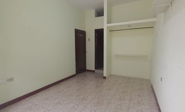 Venta casa rentera en ciudadela Santa Monica sur de Guayaquil