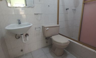 Venta casa rentera en ciudadela Santa Monica sur de Guayaquil