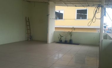 Venta casa rentera en ciudadela Santa Monica sur de Guayaquil