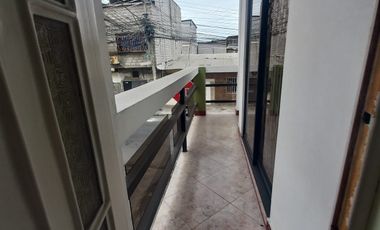 Venta casa rentera en ciudadela Santa Monica sur de Guayaquil