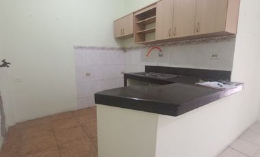 Venta casa rentera en ciudadela Santa Monica sur de Guayaquil