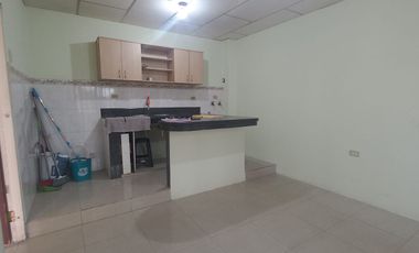 Venta casa rentera en ciudadela Santa Monica sur de Guayaquil