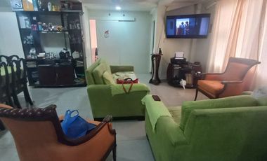 Venta casa rentera en ciudadela Santa Monica sur de Guayaquil