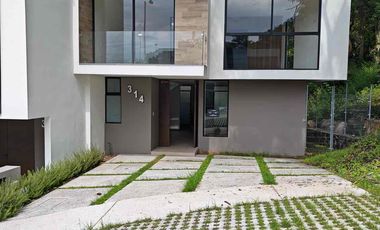 Casa en venta en Vista Verde por Costco