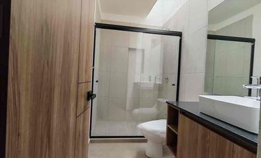 Casa en venta en Vista Verde por Costco