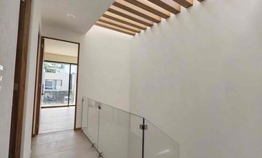 Casa en venta en Vista Verde por Costco