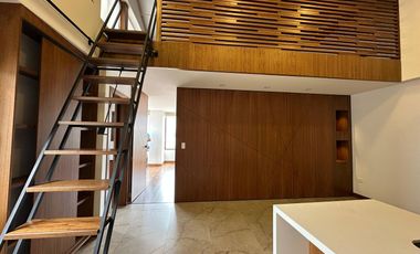 Suite en venta en el Centro Histórico de Cuenca – con vista a la Catedral