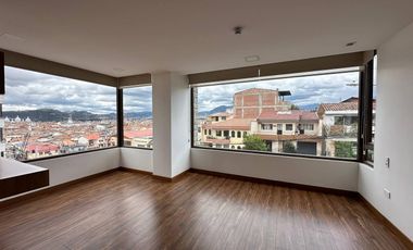 Suite en venta en el Centro Histórico de Cuenca – con vista a la Catedral