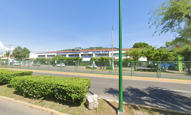 Casa Dos Niveles Excelente Ubicación Centro De Zihuatanejo. ¡Oportunidad!