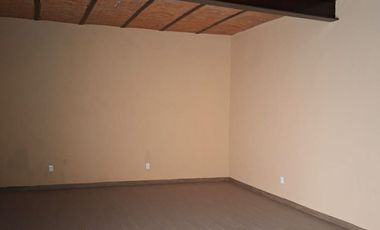 Local comercial en renta en calle Díaz Mirón colonia Andrade.
