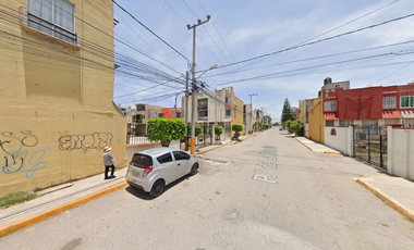 CASA EN CALLE SIERRA CASA BLANCA, JOYAS DE CUAUTITLÁN, EL TERREMOTO, CUAUTITLÁN, ESTADO DE MÉXICO ¡NO CRÉDITOS!