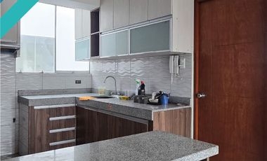 DEPARTAMENTO 5TO PISO EN VENTA 134 M2 URB. SANTA ROSITA – ATE