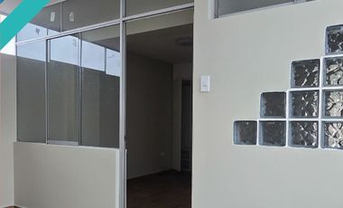 DEPARTAMENTO 5TO PISO EN VENTA 134 M2 URB. SANTA ROSITA – ATE