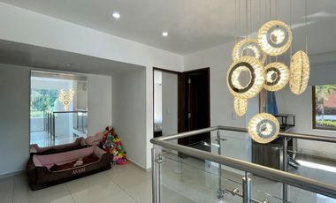 Oportunidad I Extraordinaria casa campestre con piscina en Cerritos Condominio Campestre. Pereira -