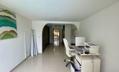 Oportunidad I Extraordinaria casa campestre con piscina en Cerritos Condominio Campestre. Pereira -