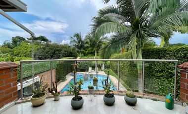 Oportunidad I Extraordinaria casa campestre con piscina en Cerritos Condominio Campestre. Pereira -