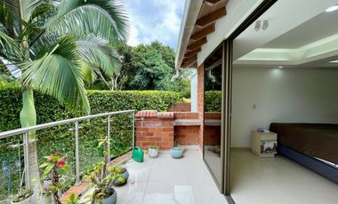 Oportunidad I Extraordinaria casa campestre con piscina en Cerritos Condominio Campestre. Pereira -