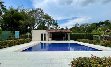 Oportunidad I Extraordinaria casa campestre con piscina en Cerritos Condominio Campestre. Pereira -