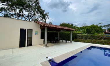 Oportunidad I Extraordinaria casa campestre con piscina en Cerritos Condominio Campestre. Pereira -