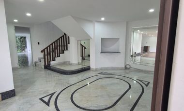 CASA EN RENTA EN LOMAS DE TECAMACHALCO