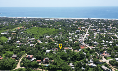 Se Vende Terreno con escritura pública en la zona alta de Lázaro, cerca de Playa Zicatela