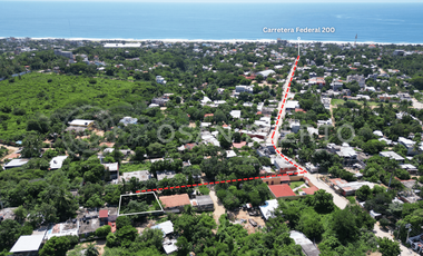 Se Vende Terreno con escritura pública en la zona alta de Lázaro, cerca de Playa Zicatela