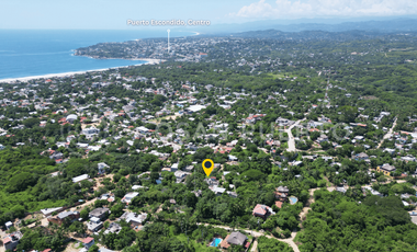 Se Vende Terreno con escritura pública en la zona alta de Lázaro, cerca de Playa Zicatela